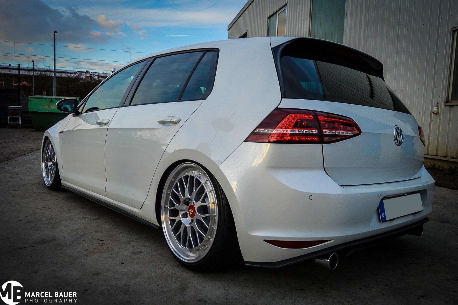 VW Golf 7 GTI mbDESIGN LV1 8 5x19 Silber glänzend poliert mbDESIGN