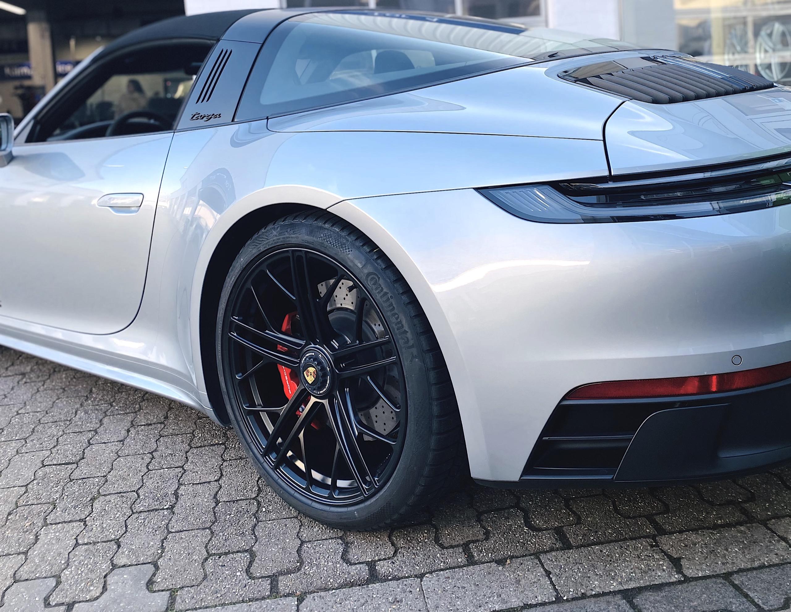Porsche 911 Carrera GTS, 4 GTS 992 - ZV - Räder SF1 Forged Schwarz ...